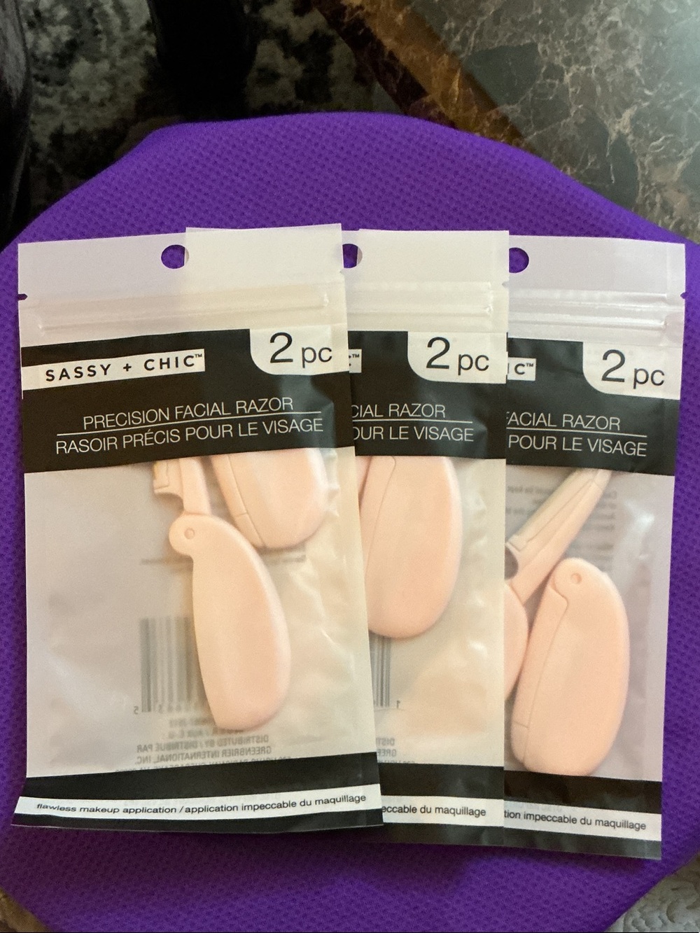 Sassy + Chic Precision Facial Razor – Pink (2 pc)